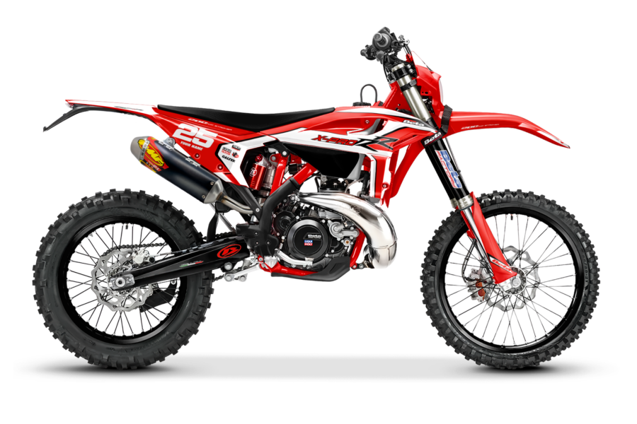 Prostock 25:- BETA X-Trainer / RR Graphics kit